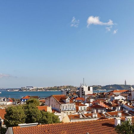 Boutique Chiado Duplex Apartment Lisbon Bagian luar foto